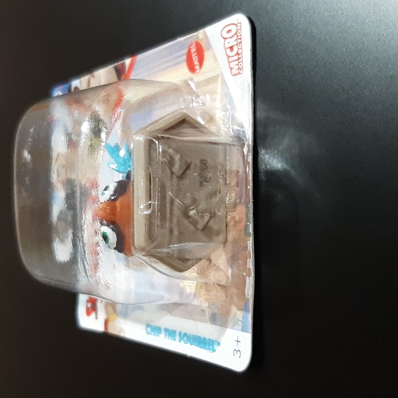 DC League of Super-Pets Squirrel Mattel Micro Collection 2" Toy Cake Topper Fig - Picture 6 of 7